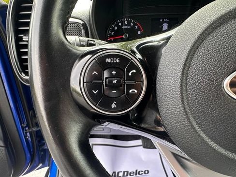 Used 2020 Kia Soul EX FWD image 19