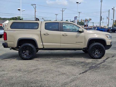Used 2022 Chevrolet Colorado ZR2 w/ ZR2 Dusk Special Edition AWD/4WD image 8