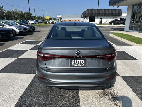Used 2026 Volkswagen Jetta S FWD image 4