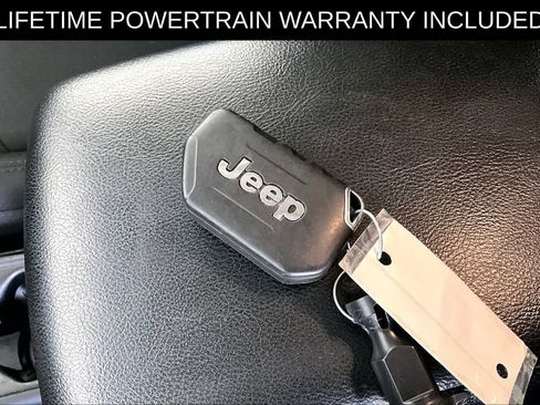 Used 2021 Jeep Wrangler Unlimited Sport AWD/4WD image 13