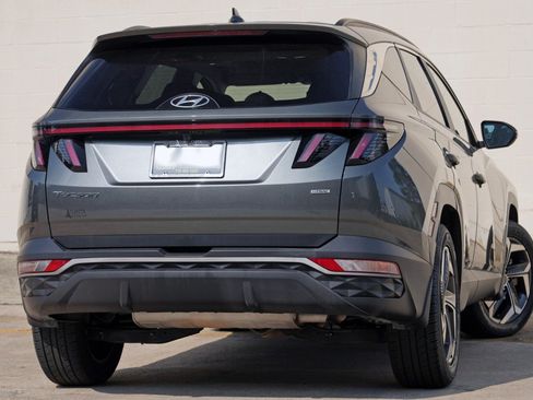 Used 2022 Hyundai Tucson SEL w/ Convenience Package AWD/4WD image 4
