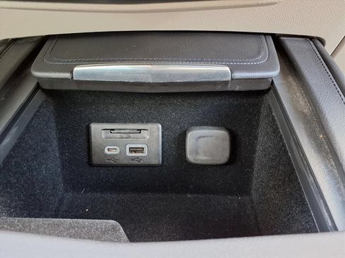 Used 2019 Cadillac XT4 Premium Luxury w/ Driver Awareness Package FWD image 26