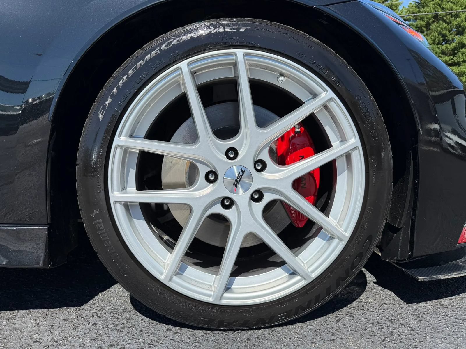 Used 2017 Nissan 370Z NISMO RWD image 18