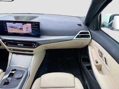 New 2025 BMW 330i Sedan w/ Convenience Package RWD image 18