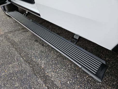New 2026 Jeep Grand Wagoneer Limited AWD/4WD image 21