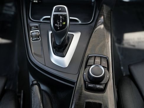 Used 2017 BMW 430i Convertible image 34