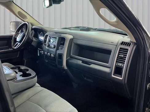 Used 2018 RAM 1500 Tradesman image 26