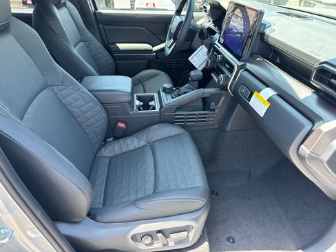 New 2026 Toyota 4Runner TRD Sport Premium AWD/4WD image 17