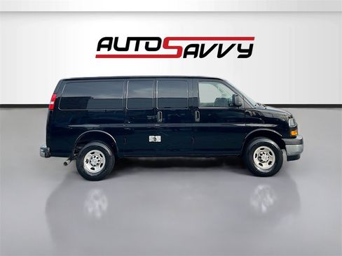 Used 2024 Chevrolet Express 2500 w/ Driver Convenience Package image 8