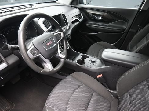 Used 2024 GMC Terrain SLE AWD/4WD image 23