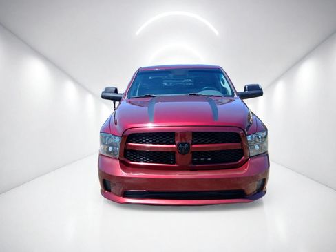 Used 2017 RAM 1500 Express w/ Express Value Package RWD image 3