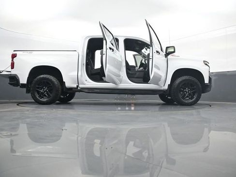 Used 2021 Chevrolet Silverado 1500 LT Trail Boss w/ Bed Protection Package AWD/4WD image 33