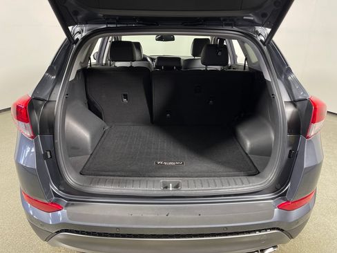 Used 2016 Hyundai Tucson Limited w/ Option Group 03 FWD image 10
