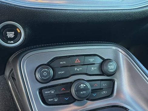 Used 2023 Dodge Challenger R/T w/ Blacktop Package image 29