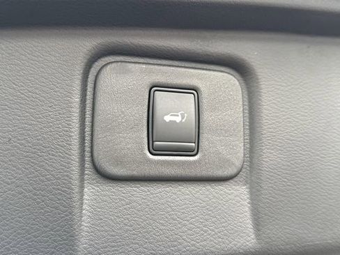 Used 2024 Nissan Murano Platinum w/ Cargo Package image 28