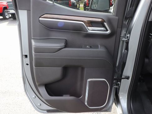 Used 2023 GMC Sierra 1500 Elevation image 20