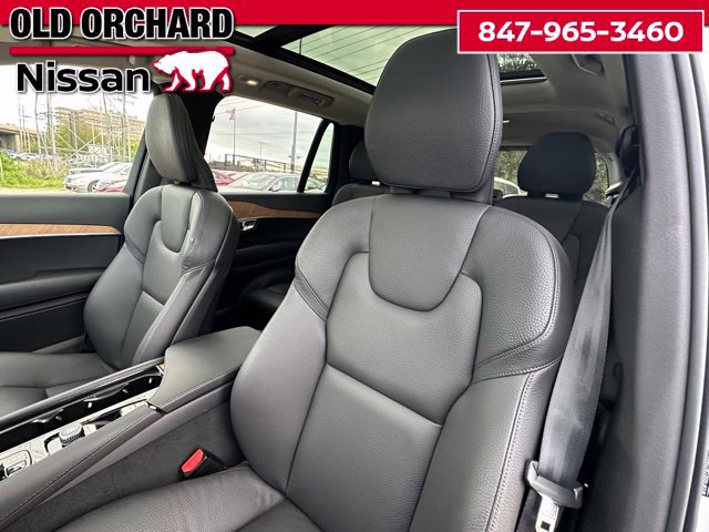 Used 2025 Volvo XC90 B6 Ultra AWD/4WD image 8