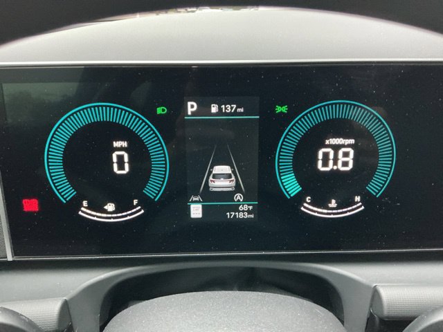 Certified 2025 Hyundai Tucson SE FWD image 22