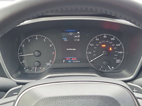 Used 2025 Toyota Corolla SE image 27