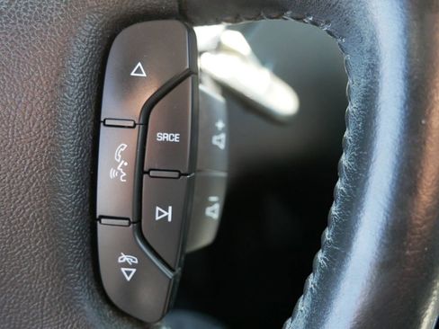 Used 2010 Chevrolet Impala LT w/ Luxury Edition Package FWD image 32