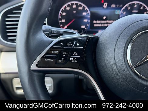 Used 2025 Mercedes-Benz GLE 350 4MATIC w/ Driver Assistance Package image 14