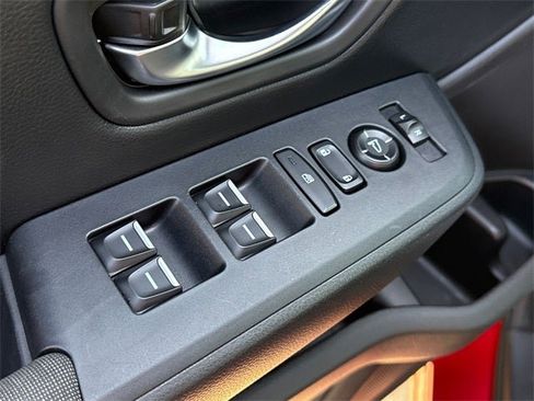 Used 2024 Honda Pilot Sport image 21