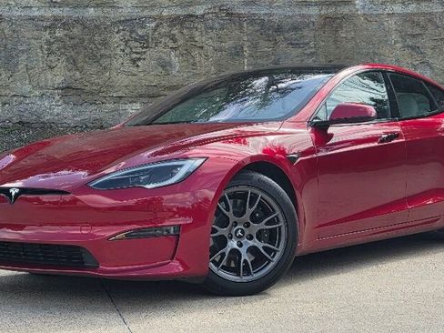 Used 2024 Tesla Model S AWD/4WD image 9