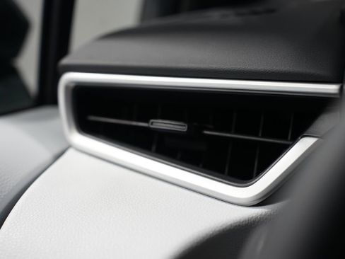 New 2026 Toyota Corolla SE FWD image 25