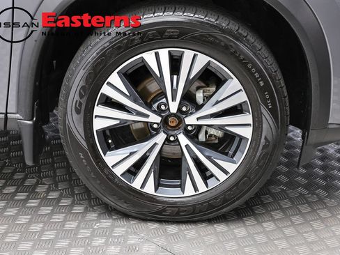 Used 2023 Nissan Rogue SV w/ SV Premium B Package AWD/4WD image 27