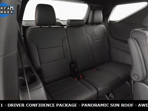 Used 2025 Chevrolet Traverse Z71 w/ Driver Confidence Package image 14