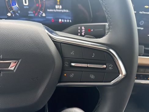 New 2026 Chevrolet Equinox ACTIV AWD/4WD image 19