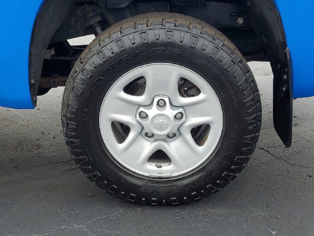 Used 2021 Toyota Tundra SR5 AWD/4WD image 8