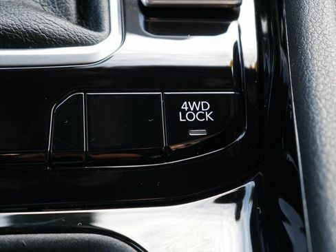 Used 2024 Jeep Compass Limited image 22