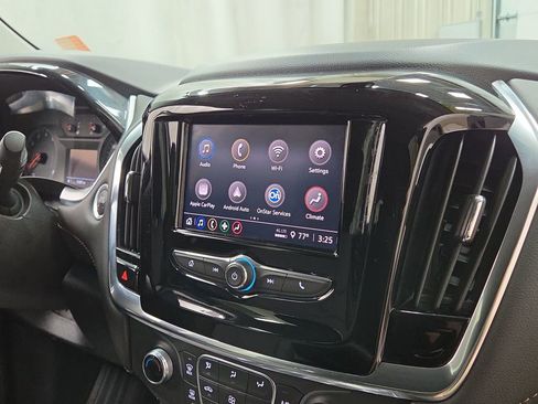 Used 2020 Chevrolet Traverse LS AWD/4WD image 15