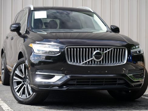 Used 2021 Volvo XC90 T8 Inscription Expression w/ Protection Package Premier AWD/4WD image 2