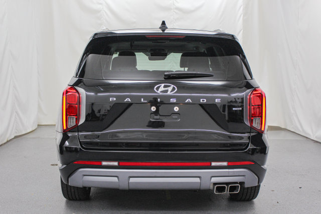 Used 2024 Hyundai Palisade Limited AWD/4WD image 7