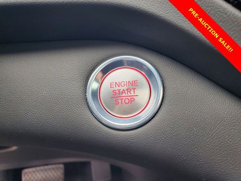 Used 2025 Acura RDX SH-AWD image 28