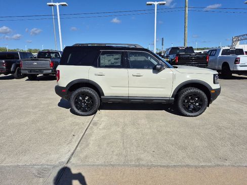 New 2025 Ford Bronco Sport Outer Banks w/ Outer Banks Tech Package+ image 7