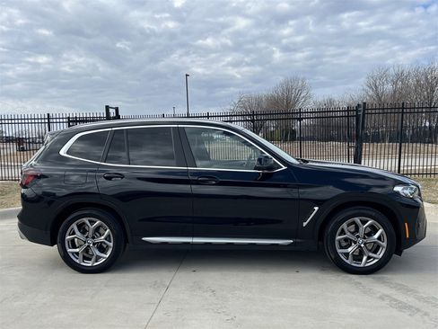 Used 2023 BMW X3 sDrive30i image 3