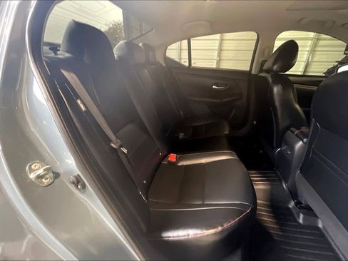 Used 2025 Nissan Sentra SR w/ SR Premium Package image 28