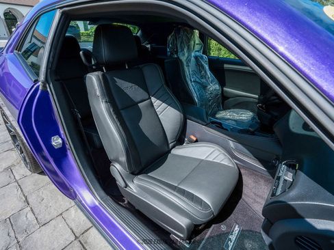 Used 2016 Dodge Challenger SRT Hellcat image 41