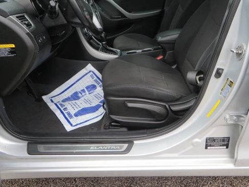 Used 2016 Hyundai Elantra Value Edition image 12