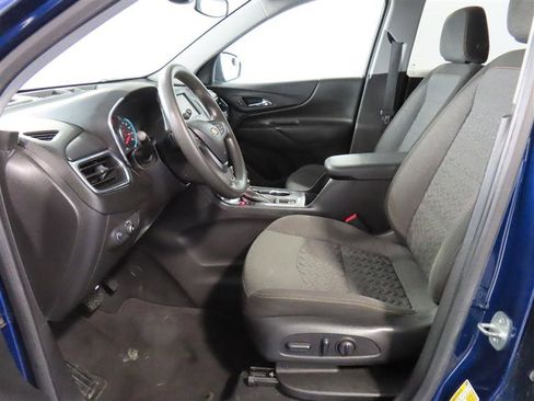 Used 2022 Chevrolet Equinox LT AWD/4WD image 11