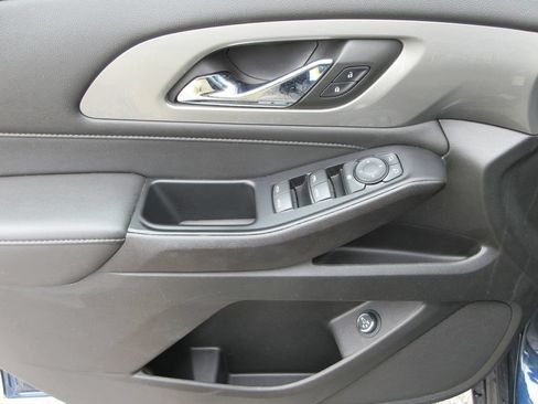 Certified 2023 Chevrolet Traverse LT AWD/4WD image 23