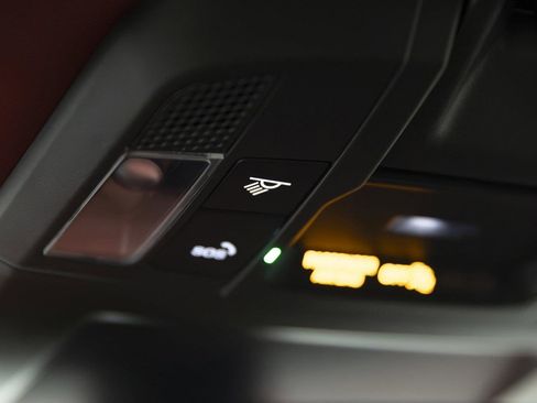 Used 2022 Porsche 911 Turbo S image 97