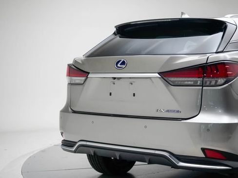 Used 2022 Lexus RX 450h AWD w/ Luxury Package image 11