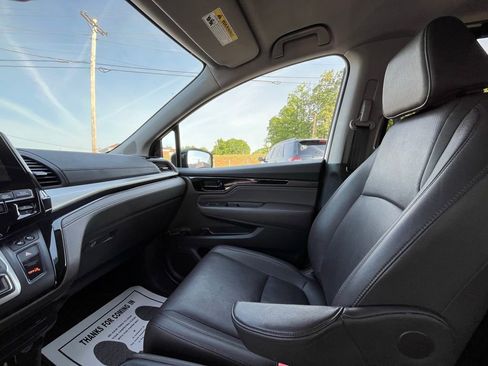 Used 2019 Honda Odyssey Elite image 16