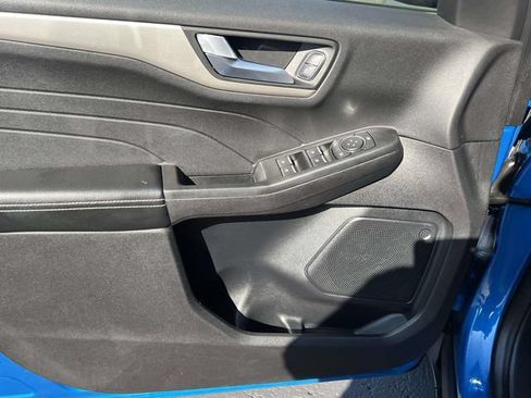 Certified 2021 Ford Escape SEL AWD/4WD image 17