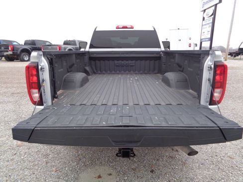 Used 2022 GMC Sierra 2500 SLE w/ SLE Convenience Package image 11