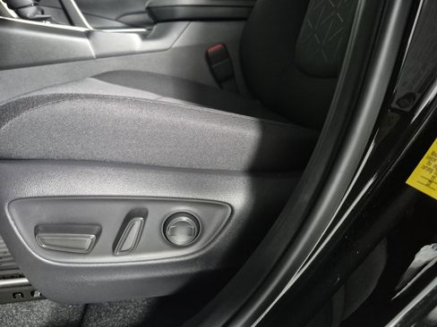 New 2025 Toyota RAV4 XLE image 16